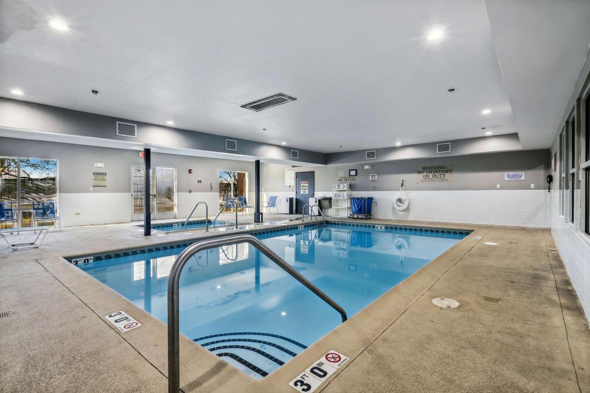 Country Inn & Suites By Radisson, Chicago O'Hare South, Il Bensenville Eksteriør billede